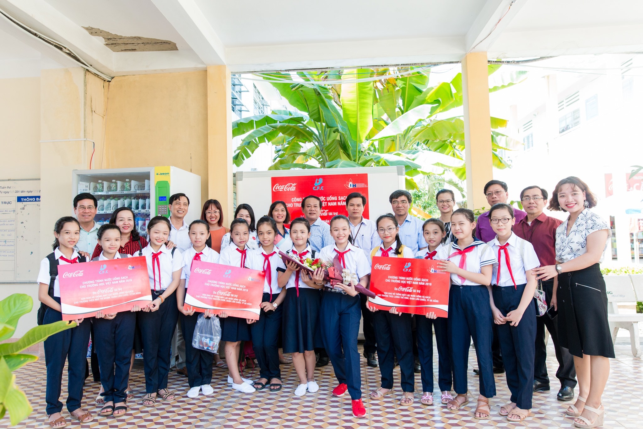 TRƯỜNG THCS LƯƠNG THẾ VINH TIẾP NHẬN HỆ THỐNG MÁY LỌC NƯỚC UỐNG TẠI VÒI TRƯỜNG THCS LƯƠNG THẾ VINH TIẾP NHẬN HỆ THỐNG MÁY LỌC NƯỚC UỐNG TẠI VÒI