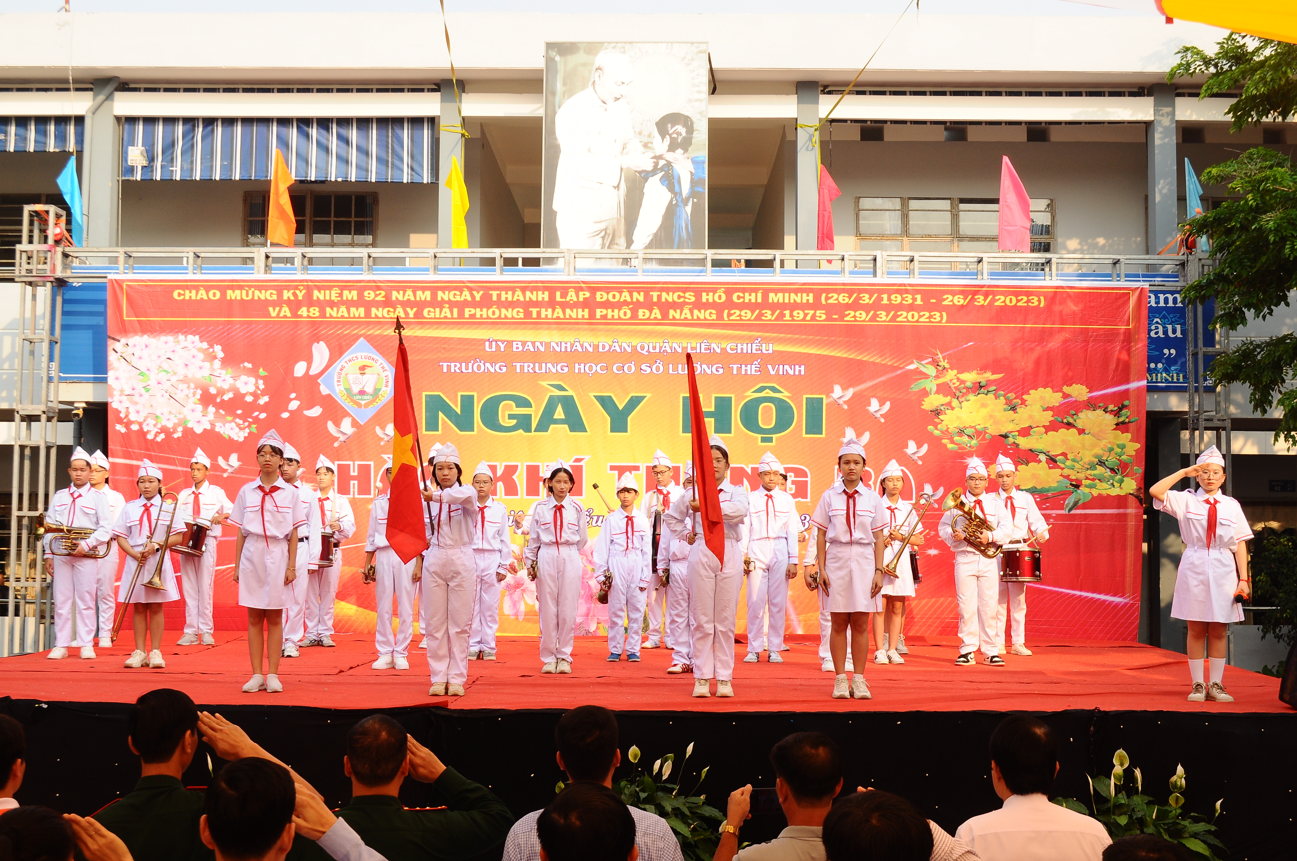 TRƯỜNG THCS LƯƠNG THẾ VINH TỔ CHỨC NGÀY HỘI “HÀO KHÍ THÁNG BA”